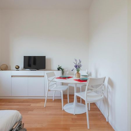 I Host Apartment - Gressoney 2 Milan Luaran gambar